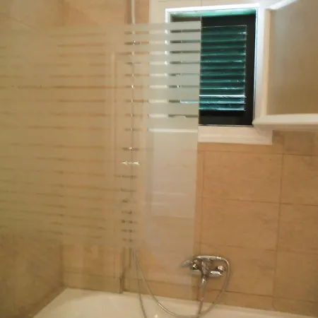 Niki Apartment Ýpsos